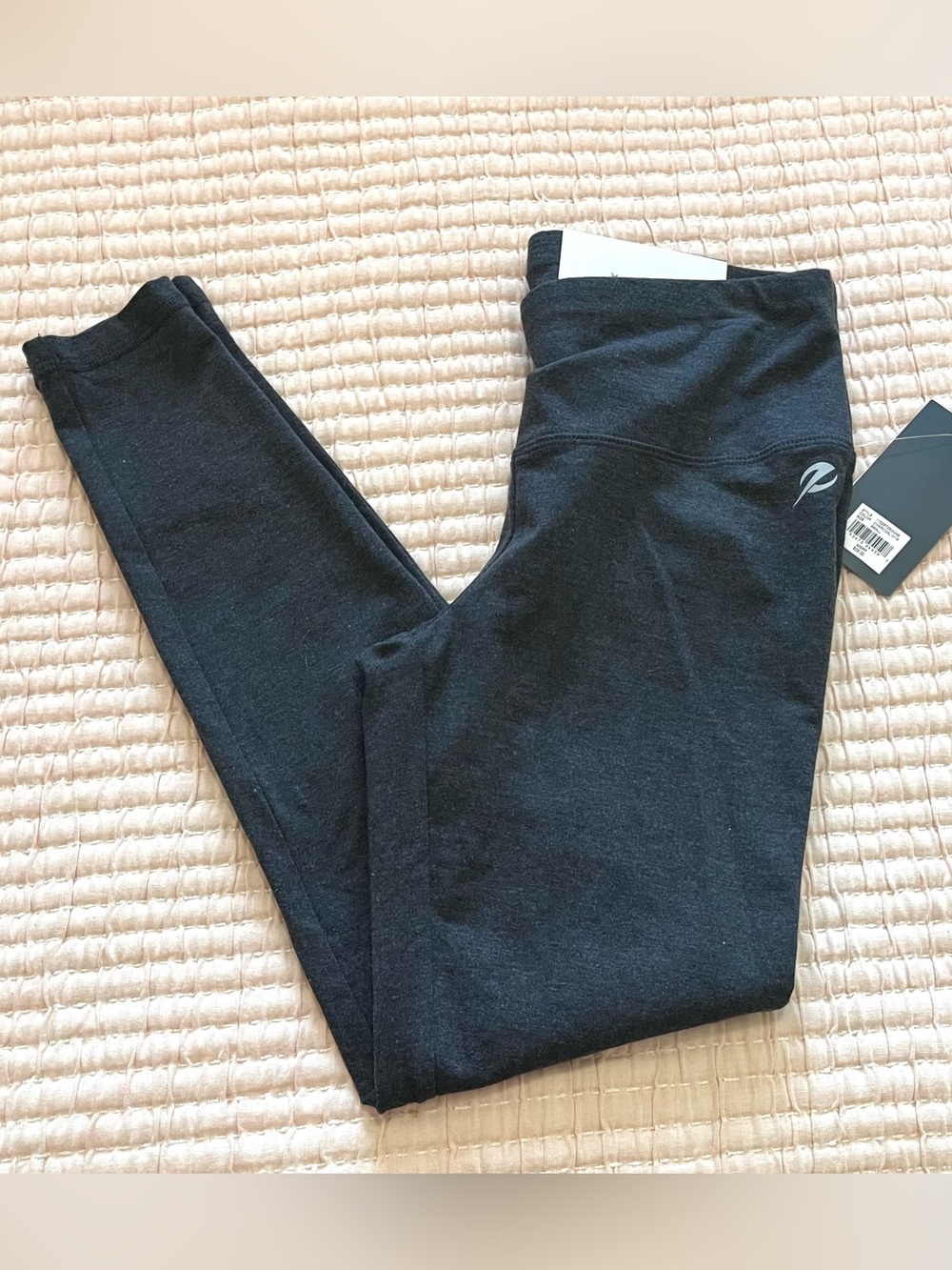 New Energy zone Performance athletic ankle Leggings Charcoal Gray size small